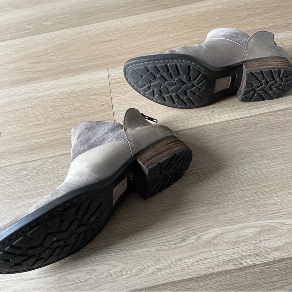 Born Grey Taupe Boots 9 - Picture 6 of 8